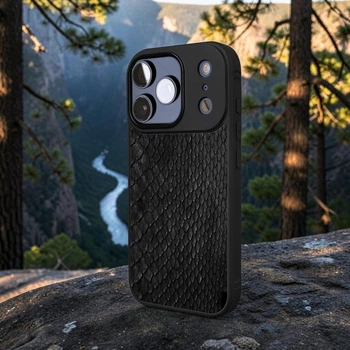 Накладка SkinBacker Mini Python Scales для Apple iPhone 17 Pro Чёрный (80714)
