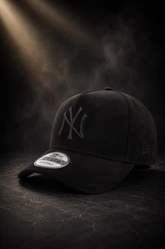 Кепка New Era Curved Brim Frame Faux Suede New York Yankees One size Black (60580814)