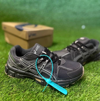 Кросівки чоловічі ASICS Gel-Kahana 8 розмір 43-27см