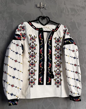 Жіноча вишиванка ESQ Гай M Молочний (B2576)