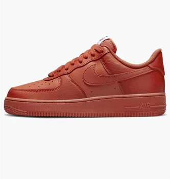 Кроссовки женские Nike Air Force 1 07 37.5 Красный DZ4442-800