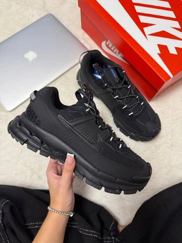 Кросівки Nike Air Zoom Vomero Roam Black 45