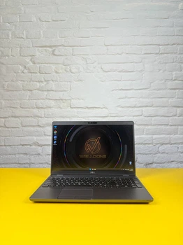 Ноутбук Dell Precision 3541, 15.6" FullHD IPS, Intel Core i7-9750H, 16GB, SSD 512GB, NVIDIA Quadro P620 4GB (90W 7.4*5.0) - Б/У