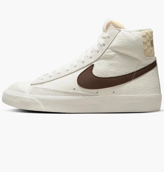 Кроссовки мужские Nike Blazer Mid 77 42 Бежевый FD0805-100
