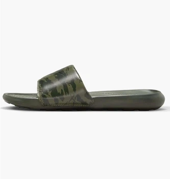 Тапочки мужские Nike Victori One Slide Print 38.5 Хаки CN9678-200