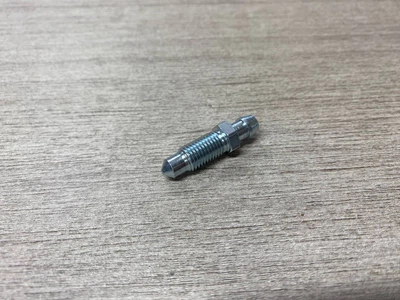 Штуцер прокачки тормозов QUICK BRAKE 0090-10 (m8x1)