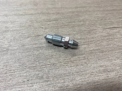 Штуцер прокачки тормозов QUICK BRAKE 0016-10 (m10x1)