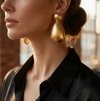 Сережки Великі акцентні підвіски jewelry Золотисті