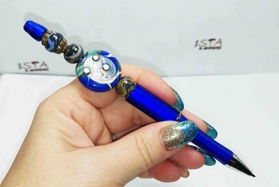 Ручка дизайнерская с авторскими бусинами с добавлением серебра 12145 ISTA Lampwork
