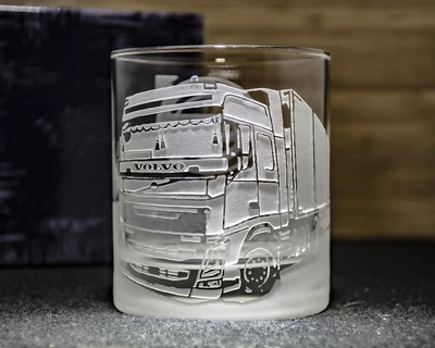 Стакан для виски с гравировкой Volvo 300 мл