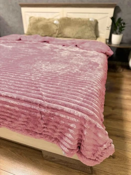 Теплый велюровый плед-покрывало Шарпей на овчинке полуторного размера 160x220 (розовый) (WOOLL397)