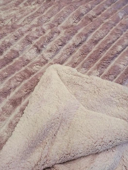 Теплое велюровое плед-покрывало Шарпей на овчинке евро размера 200x230 (розовый) (WOOLL71)