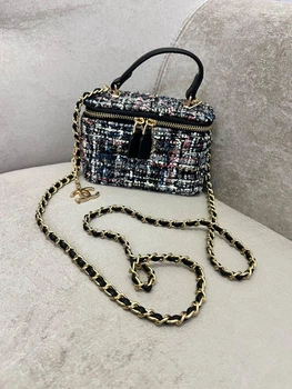 Жіноча сумочка бочонок з логотипом Chanel маленька текстиль чорна