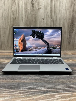 Dell Latitude 5531 15.6| FHD| Touch| intel core i7-12800H| DDR5-16GB| SSD-256GB| Nvidia MX 550 2GB - Б/В