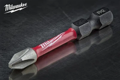 Бита MILWAUKEE SHOCKWAVE PH2 50 мм ударная для шуруповерта 1 шт