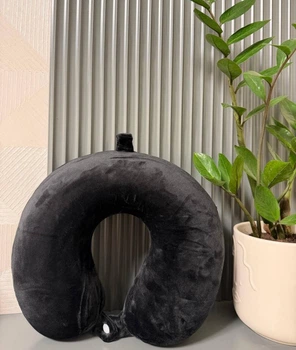 Подушка для путешествий Memory Foam однотонная 32х25х10 см черная