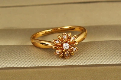 Кольцо Xuping Jewelry Маргаритка р 19 золотистое