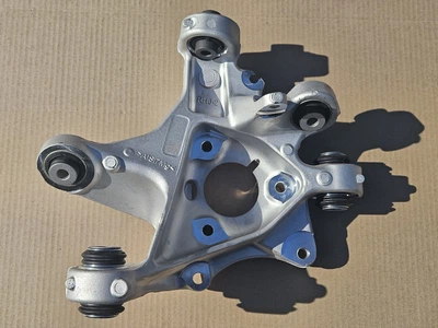 Кулак поворотный (цапфа) RH Tesla Model 3 1044416-00-G, аналог