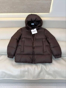 Женская пуховая куртка Max Mara коричневая с капюшоном зимняя, M