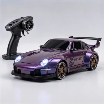 Радиоуправляемая машинка для дрифта Porsche 911 4WD 1:24 с 2 комплектами шин и конусами Фиолетовая