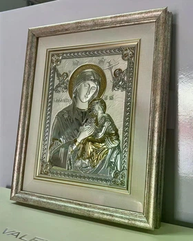 Икона Божьей Матери "Неустанной помощи" серебряная с позолотой в раме 18040.6\1