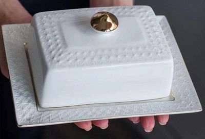 Маслянка фарфорова Снігова королева біла квадр 7.75 дюймів (606820-А)
