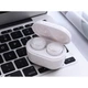Беспроводные наушники Air Twins A6 TWS Bluetooth белые с зарядным кейсом - изображение 3