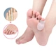 Силиконовая защита от мазолей на мизинец с кольцом белая Foot Care 2 шт - изображение 2
