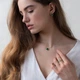 Сережки "Конюшина" в жовтому золоті (малахіт) с06828 Онікс - зображення 5
