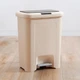 Ведро для мусора 18 л с крышкой и педалью пластиковое MVM BIN-03 18L BEIGE - изображение 3