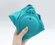 Дорожная надувная подушка подголовник на шею со встроенной помпой TRAVEL NECK PILLOW Голубая - изображение 3