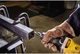 Прямошлифовальная сетевая бесщеточная машина DeWalt DWE4997 - изображение 8