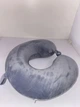 Велюровая дорожная подушка для путешествий Сasablanket с пеной Memory Foam "Однотонная" 30х28х8см Серая - изображение 5