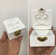 Коробочка скринька для кілець з Ініціалами та датою весілля з дерева з гравіюванням літер Manific Decor Біла 7*7*3.6 см (10.02) - зображення 4