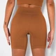 Жіночий костюм для фитнесу Whatiwear топ та шорти коричневий L (1312-brown-L) - зображення 7