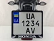 Рамка для мотоциклетного номера Honda white logo 174х220мм чёрная (VH-ABS1722HN2W) - изображение 2