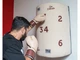 Перчатки тренировочные TITLE Boxing Honorary Training Gloves 14 унций светло-бежевый (5315) - изображение 8