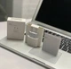 Комплект зарядки для iPhone беспроводное зарядное устройство MagSafe Charger и сетевой зарядный блок 20W для iPhone 12/12 Pro/13/13 Pro/13 Pro Max White - изображение 4