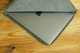 Кожаный чехол для MacBook на молнии с войлоком Дизайн №41, натуральная кожа Grand, цвет Серый - изображение 3
