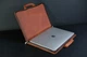 Кожаный чехол для MacBook Дизайн №31, натуральная Винтажная кожа, цвет Коньяк - изображение 4