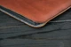 Кожаный чехол для MacBook Дизайн №2 с войлоком, натуральная кожа итальянский Краст, цвет Вишня - изображение 3