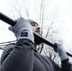 Шапка водонепроницаемая зимняя 70% акрил, 30% шерсть Dexshell DH322GRY Watch Beanie серая - изображение 3