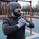Шапка водонепроницаемая зимняя 70% акрил, 30% шерсть Dexshell DH322GRY Watch Beanie серая - изображение 4