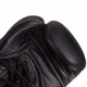Рукавички боксерські шкіряні UFC PRO Prem Lace Up UHK-75047 18 унцій чорний - зображення 4