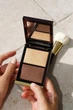 Палітра для контурингу обличчя хайлайтер та бронзер TOM FORD Skin Illuminating Powder Duo 06 Flicker 12 г - изображение 2