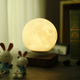 Настольный магнитный светильник ночник Magnetic Moon белый на деревяной подставке - изображение 5