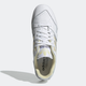 Buty sportowe damskie skórzane do kostki adidas Originals A.R. Trainer BD7840 36 23 cm Białe (4060512079723) - obraz 5