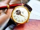 Чоловічий годинник з гвинтовою прозорою кришкою Orient RA-AG0003S10B Золото\Бордовий - зображення 4