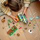 Zestaw klocków LEGO City Farm Furgonetka na targu 310 elementów (60345) - obraz 3