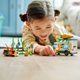 Zestaw klocków LEGO City Farm Furgonetka na targu 310 elementów (60345) - obraz 5